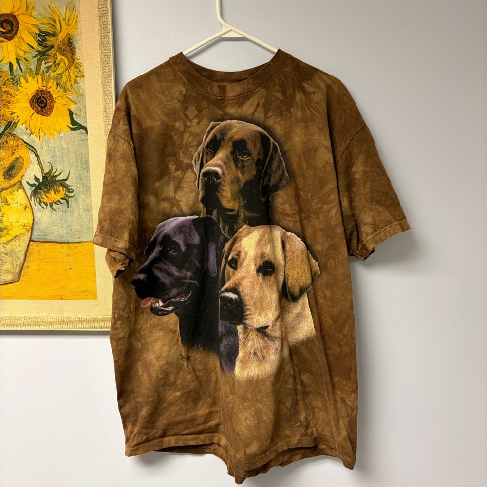 The mountain yellow, brown and black lab Dog Print T-Shirt